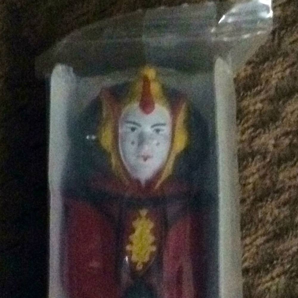 Classic Queen Amidala Star Wars 2012.  4”. Sealed.